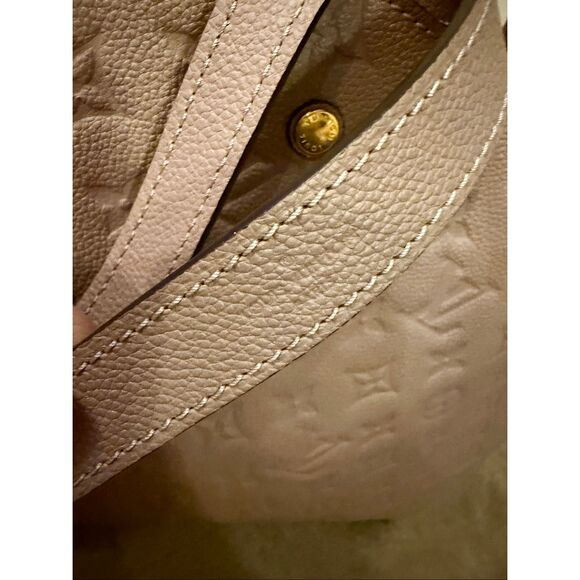 Louis Vuitton Montaigne Handbag Monogram Empreinte Leather MM - Picture 12 of 17